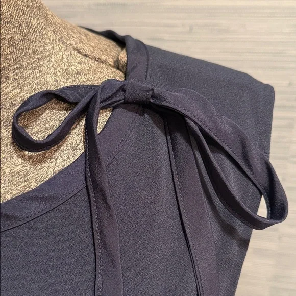 Banana Republic Dark Blue Sleeveless Blouse with Shoulder Bow - Picture 3 of 4